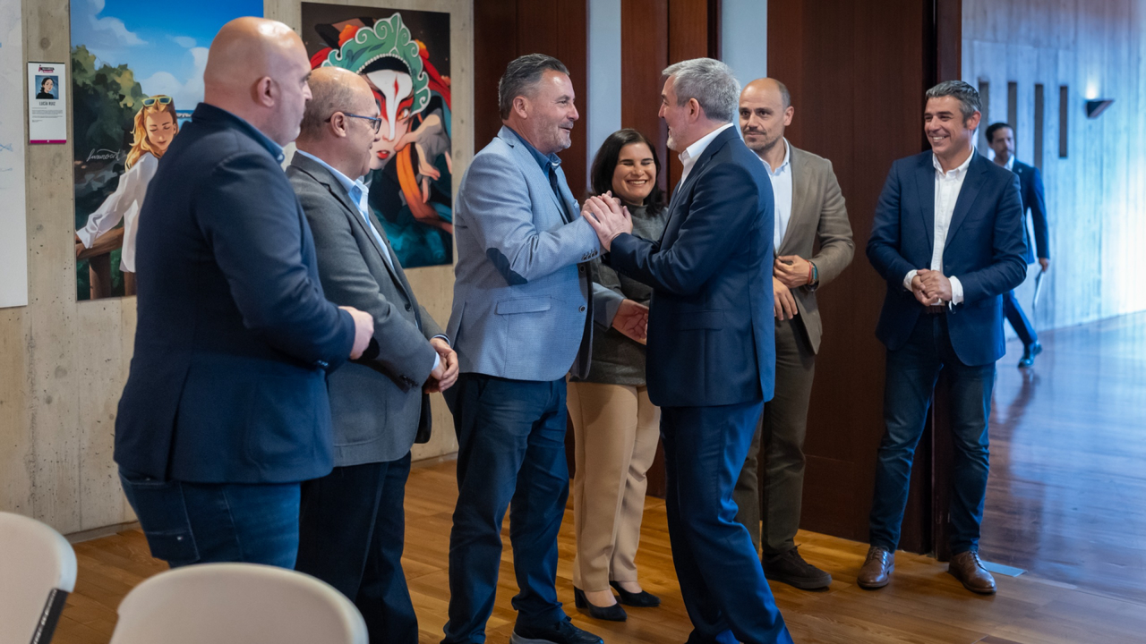 El proyecto &lsquo;Dinamiza Rural&rsquo;, presentado hoy por el presidente Clavijo, beneficiar&aacute; de manera directa a los 46 municipios con menos de 10.000 habitantes en el archipi&eacute;lago