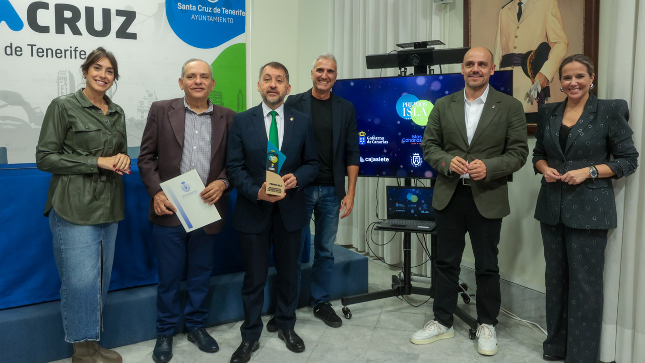 250401 Premios Isla 1