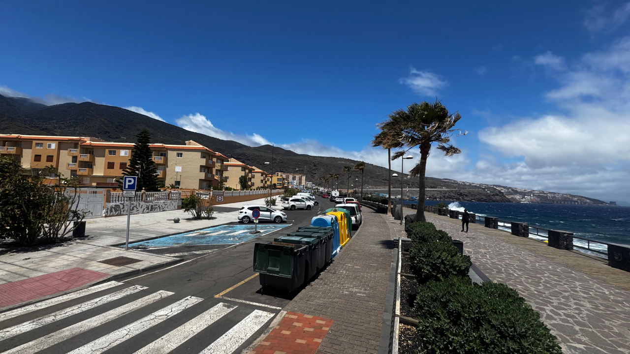 Avenida Mar&iacute;tima Candelaria Las Caletillas ona asfaltado (2)