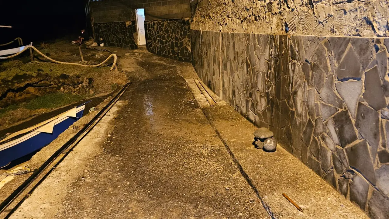 Han disminuidos los vertidos, pero siguen las filtraciones al mar