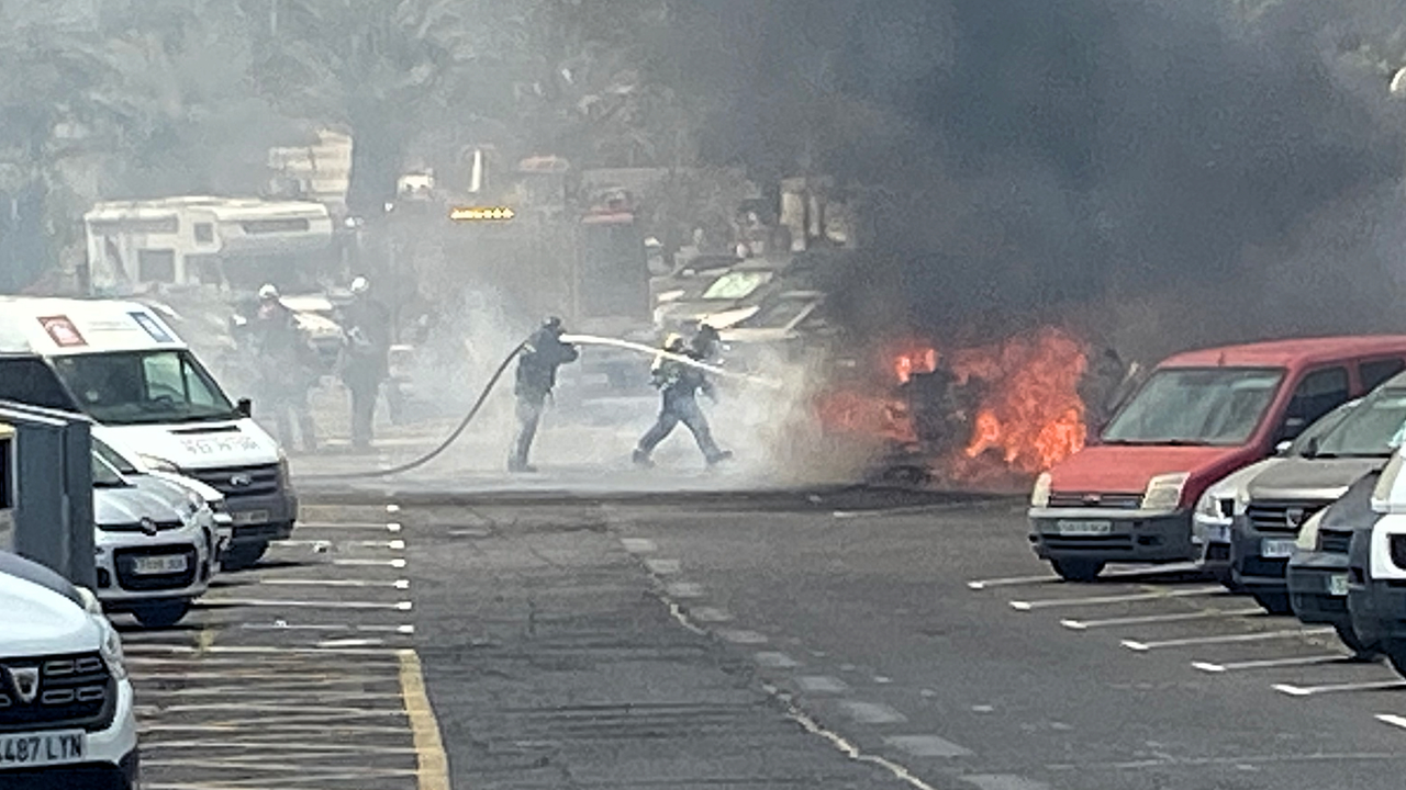 Incendio caravana Los Cristianos 267