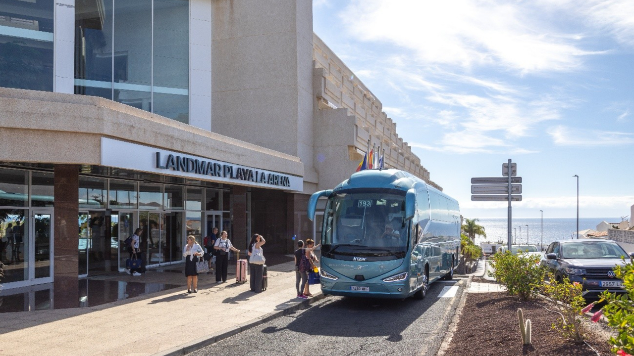 Transporte-colectivo-trabajadores-Landmar-Hotels-1(1)