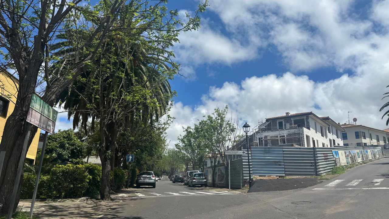 URBANIZACI&Oacute;N CRUCE EL DURAZNO CON TEOBALDO POWER TACORONTE