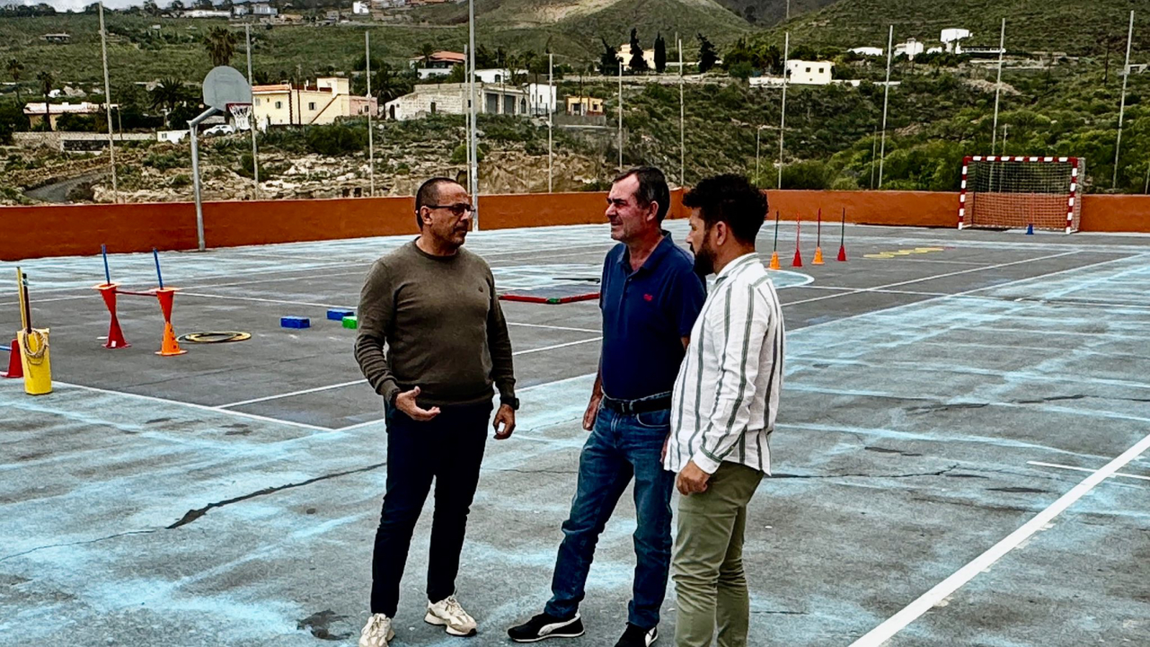 Polideportivo Chi&ntilde;ama(1)