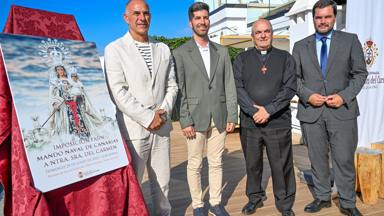 Faj&iacute;n de la Armada Espa&ntilde;ola a la imagen de Nuestra Se&ntilde;ora del Carmen