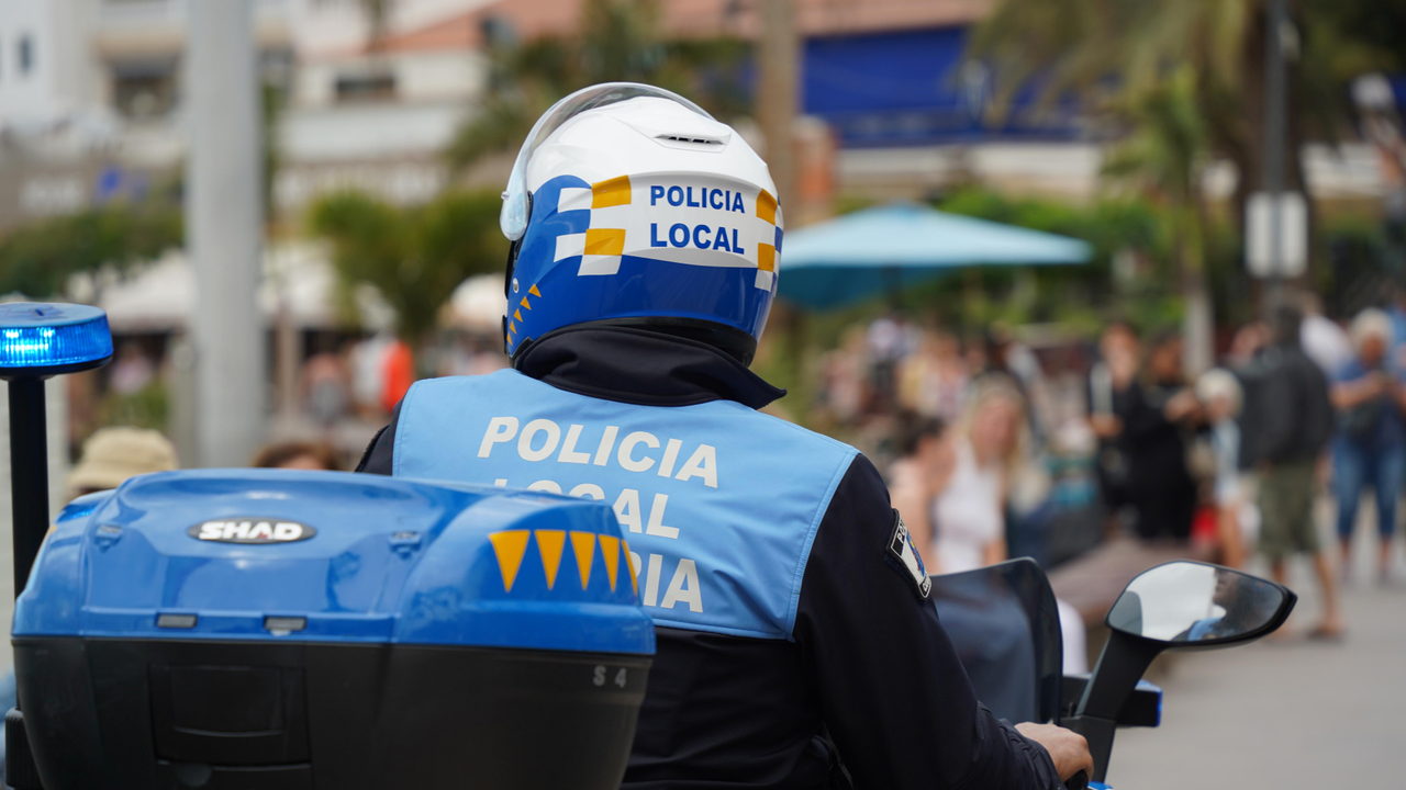 Arona Polic&iacute;a Local-4