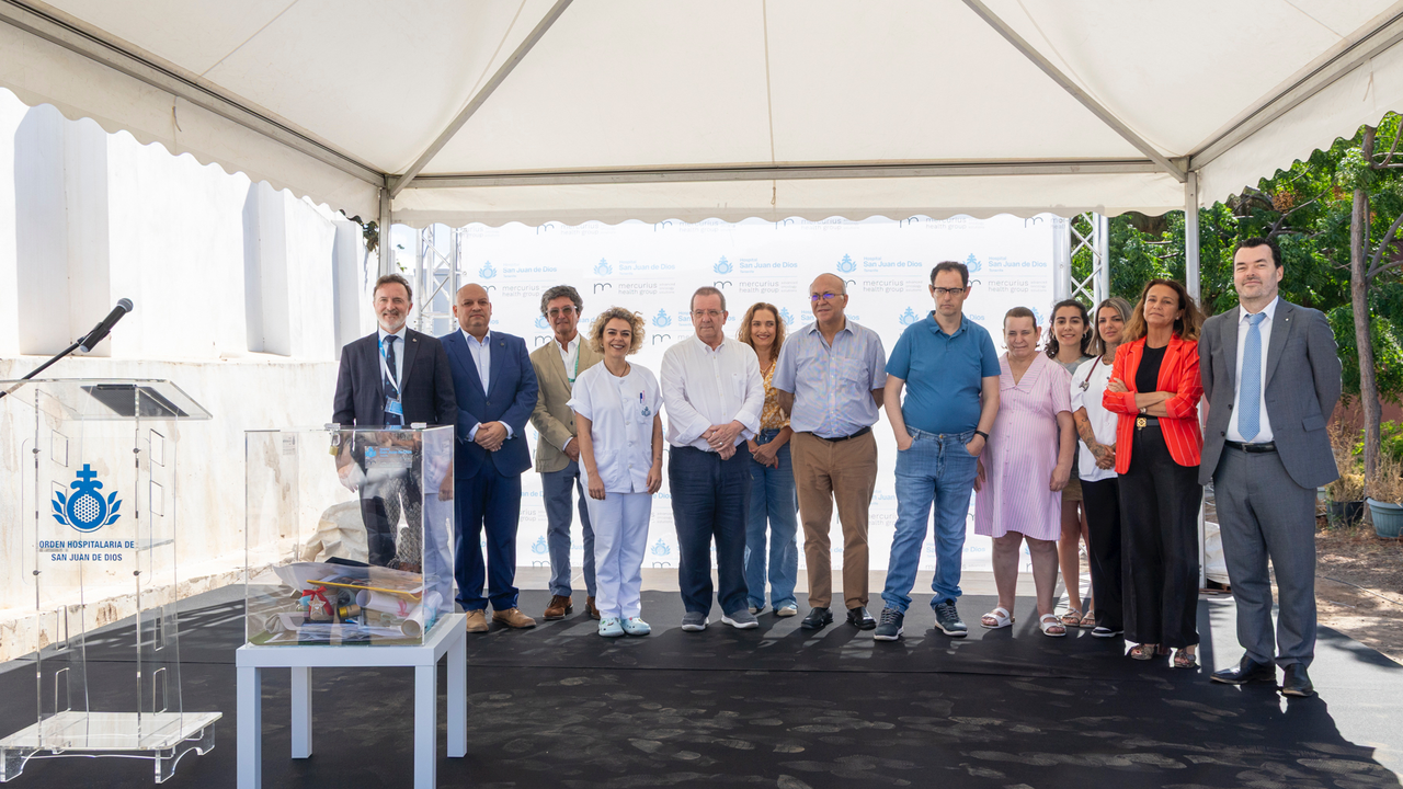 Primera piedra del edificio de Oncolog&iacute;a Integral y Consultas Multiespecialidades. del Hospital San Juan de Dios
