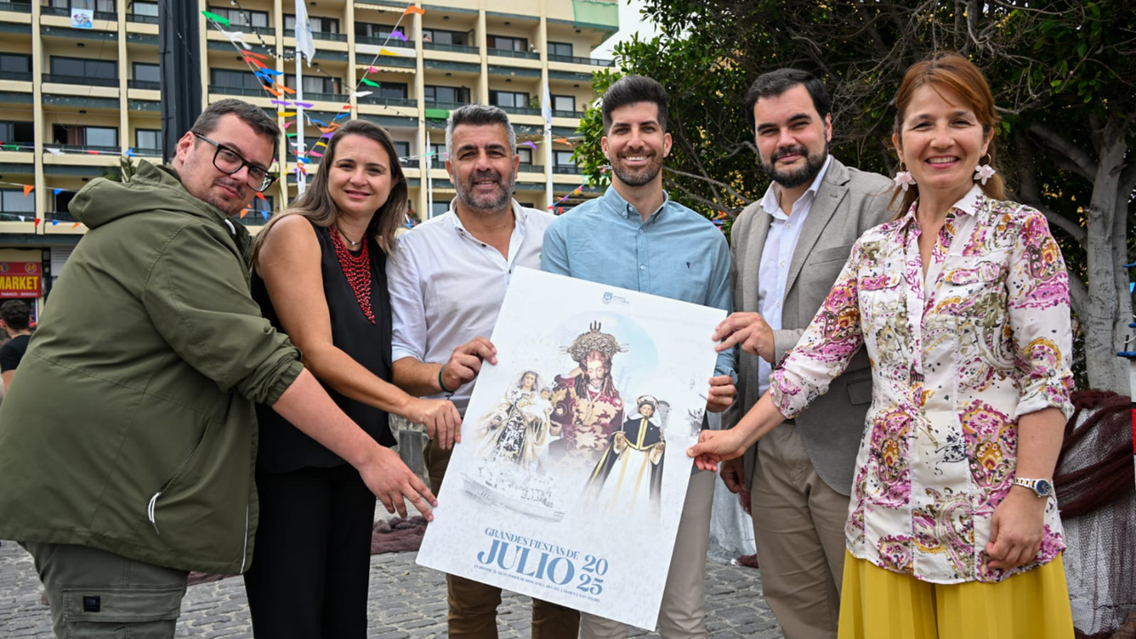 Presentaci&oacute;n Fiestas de Julio Puerto de La Cruz. Foto. Mois&eacute;s P&eacute;rez