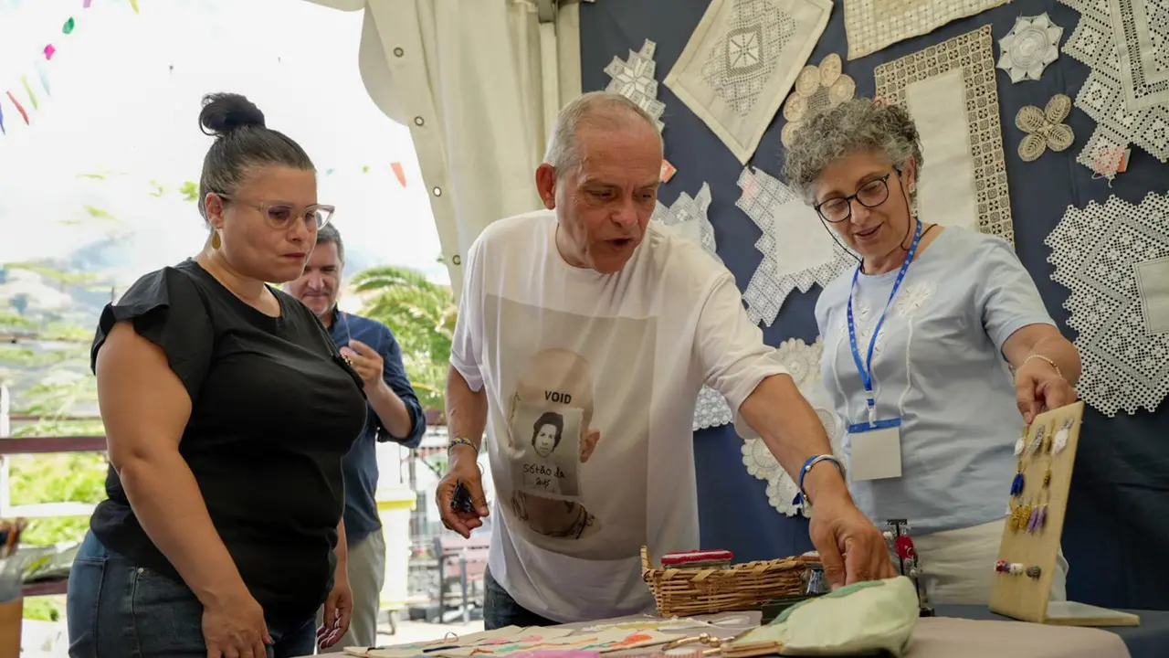 Medina y Brito en la inauguraci&oacute;n hoy de la III Feria de Artesan&iacute;a de Candelaria 'Patrona de Canarias'