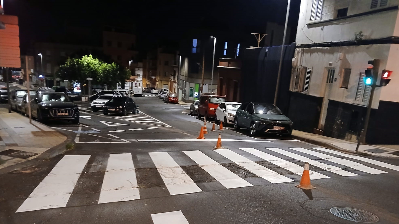 250808 Nuevos estacionamientos en la calle Benahoare