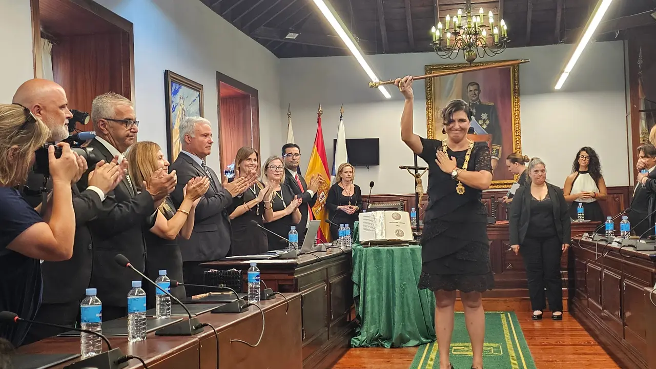 Luisa Castro, de nuevo, despu&eacute;s de seis a&ntilde;os, alcaldesa de G&uuml;&iacute;mar.