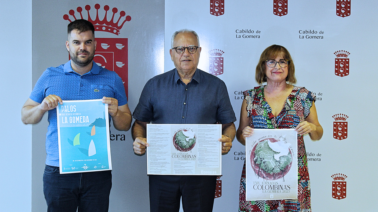 260825 El presidente del Cabildo de La Gomera (centro), el consejero insular de Deportes (izq