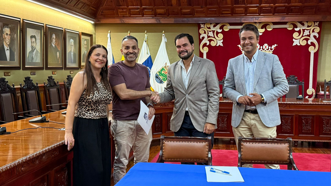 Puerto de la Cruz comvenio empleo FIRMA2