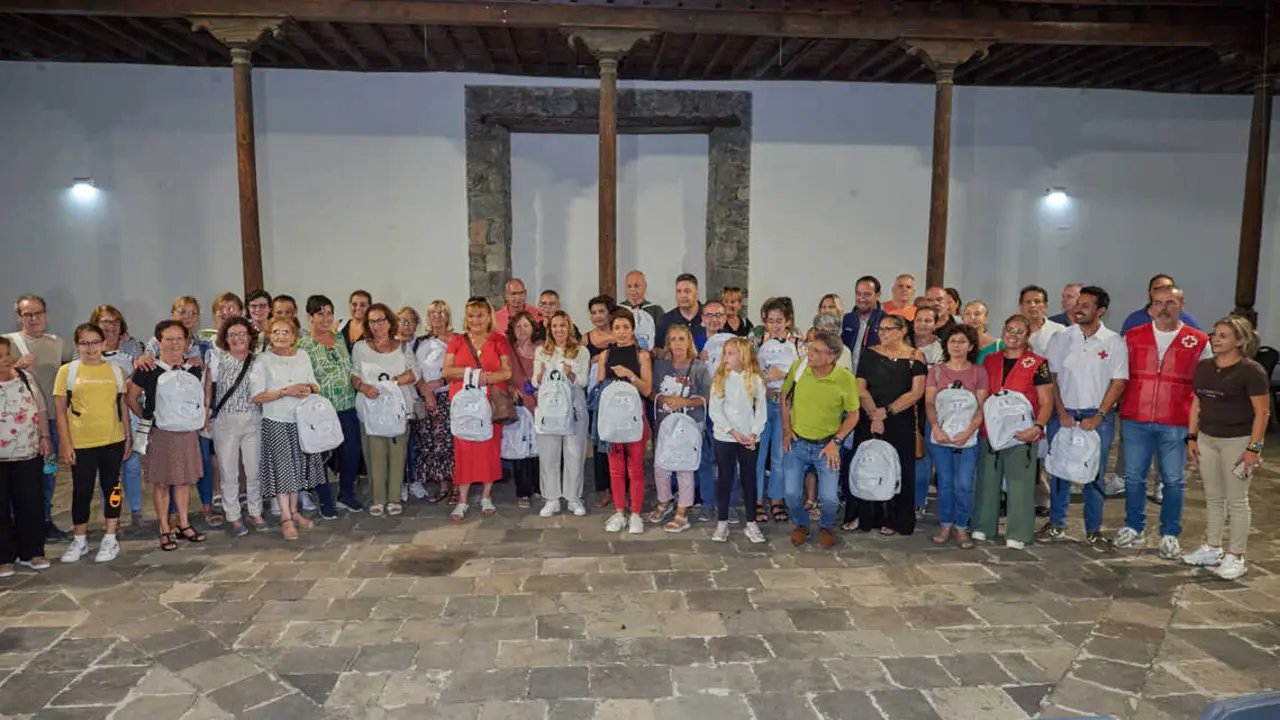 25-09-24_ENTREGA_MOCHILAS_SIMULACRO_019(1)