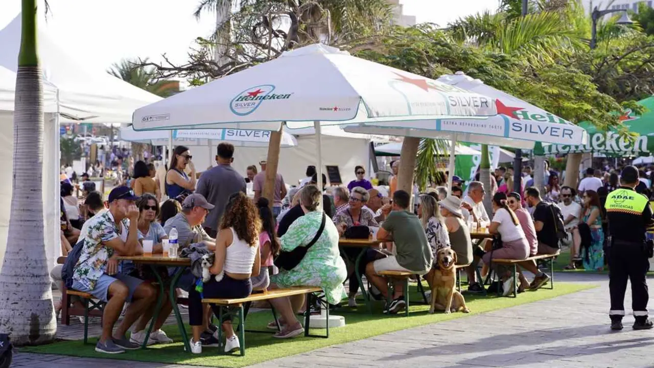 El casco hist&oacute;rico de Los Cristianos y el paseo Mar&iacute;timo, escenario de la feria