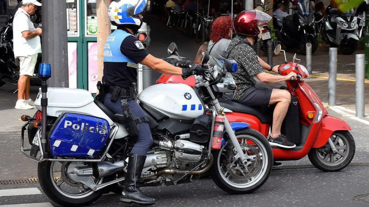 Santa Cruz Polic&iacute;a Local(1)