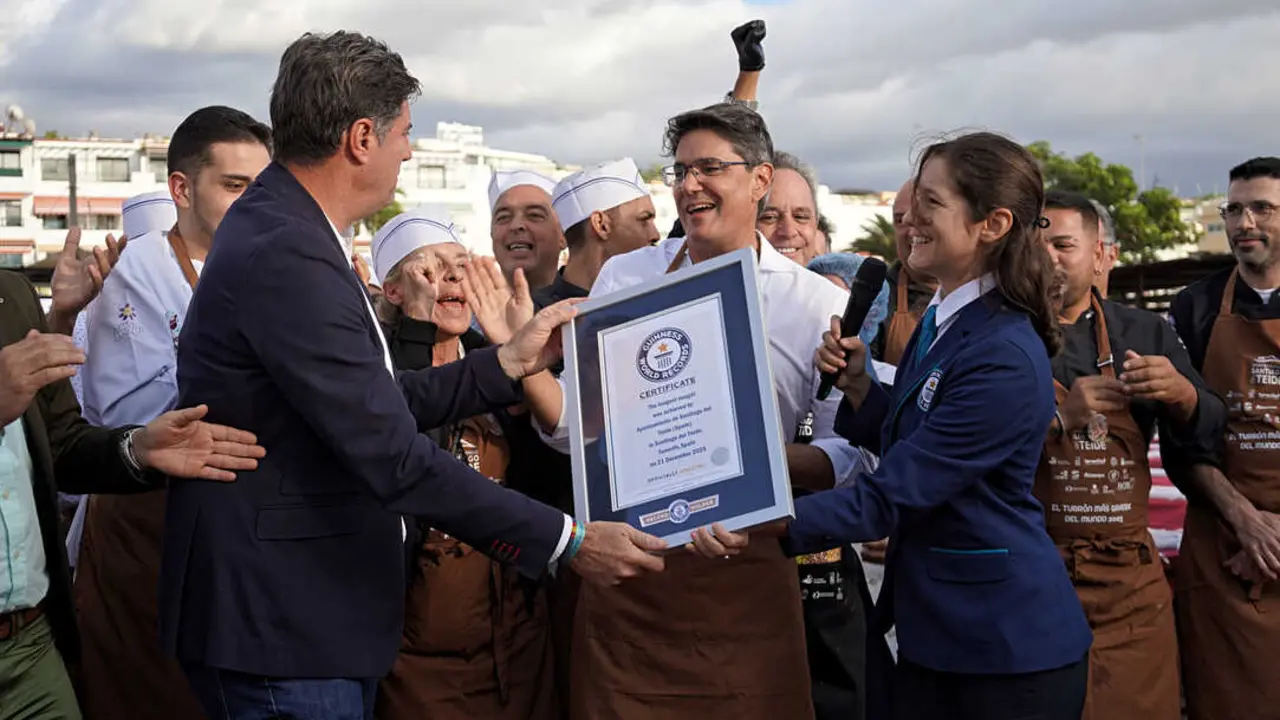 Momento de la entrega del certificado Guinness