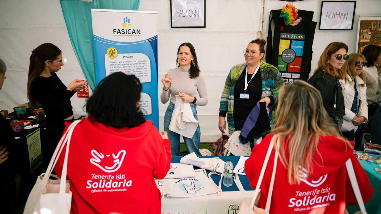 Mercadillo solidario La laguna