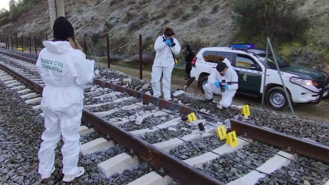 Guardia Civil investigaci&oacute;n accidente