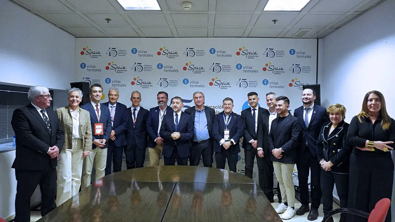 260121 Comisi&oacute;n de Turismo de la FEMP en Fitur(1)