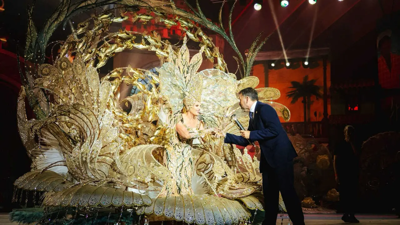 260204 Reina de los Mayores del Carnaval 2026