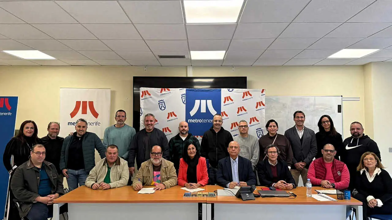 Comunicado prensa metro tenerife 09