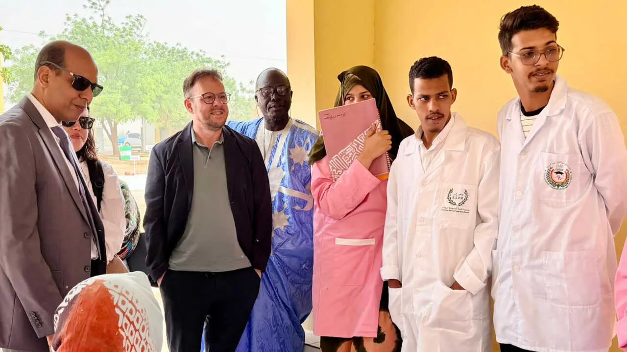 Escuela enfermer&iacute;a Mauritania 1