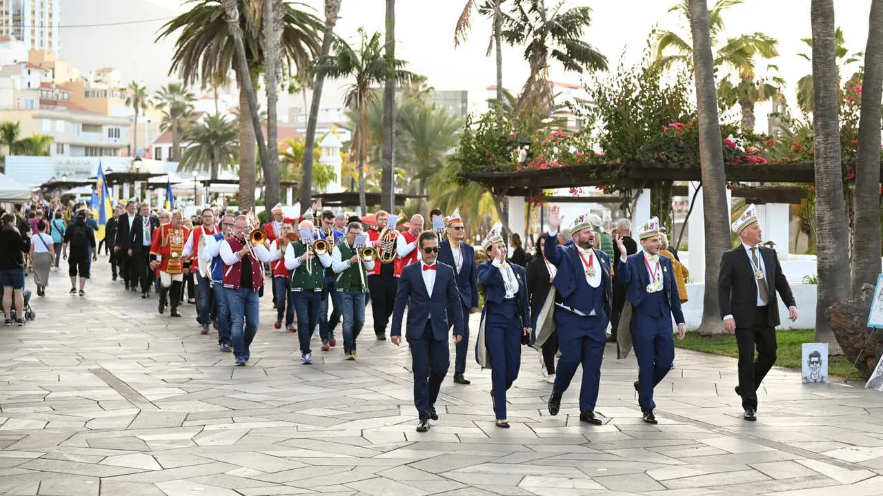 Carnaval Puerto de la Cruz RECEPCI&Oacute;N ALEMANES2(1)