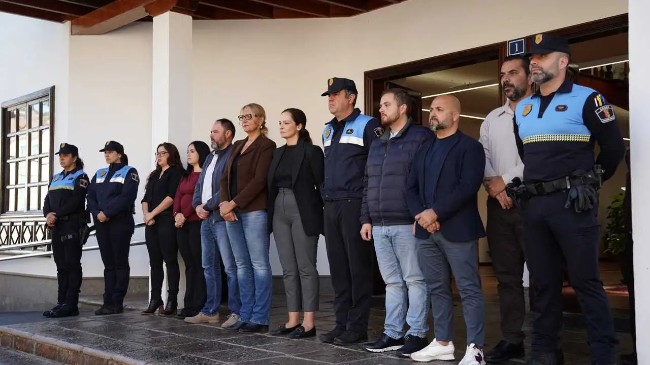 Este mediod&iacute;a se guard&oacute; un minuto de silencio