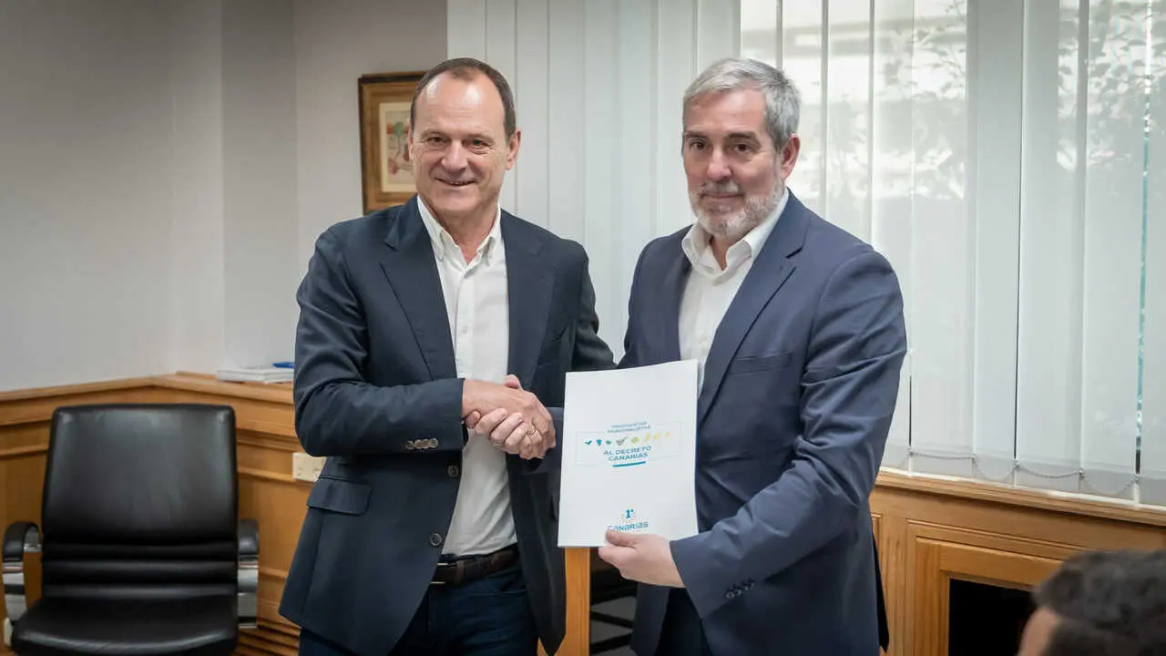 Reuni&oacute;n Primero Canarias 1