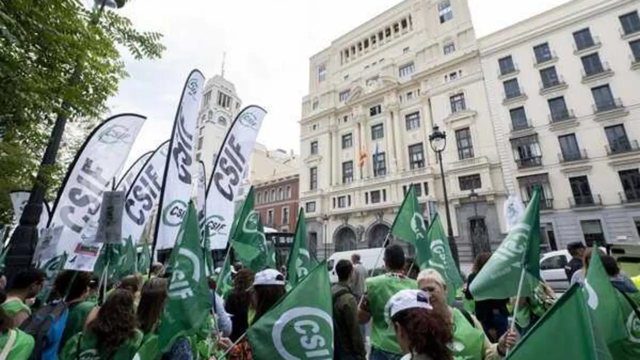Imagen de archivo de una manifestaci&oacute;n de CSIF sobre educaci&oacute;n