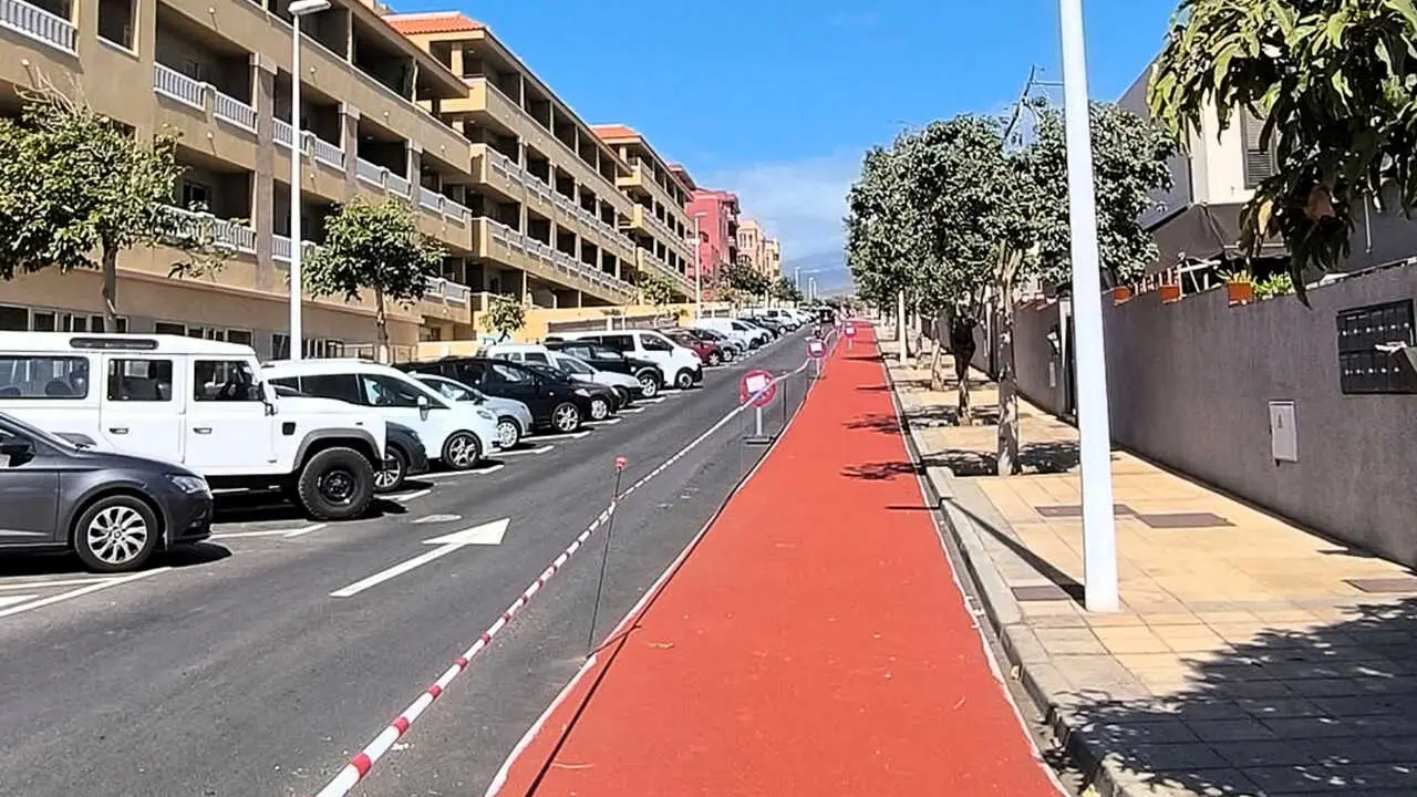 Carril bici M&eacute;dano 911564