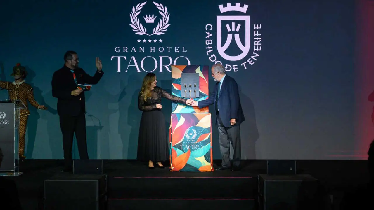INAUGURACI&Oacute;N HOTEL TAORO 004(1)