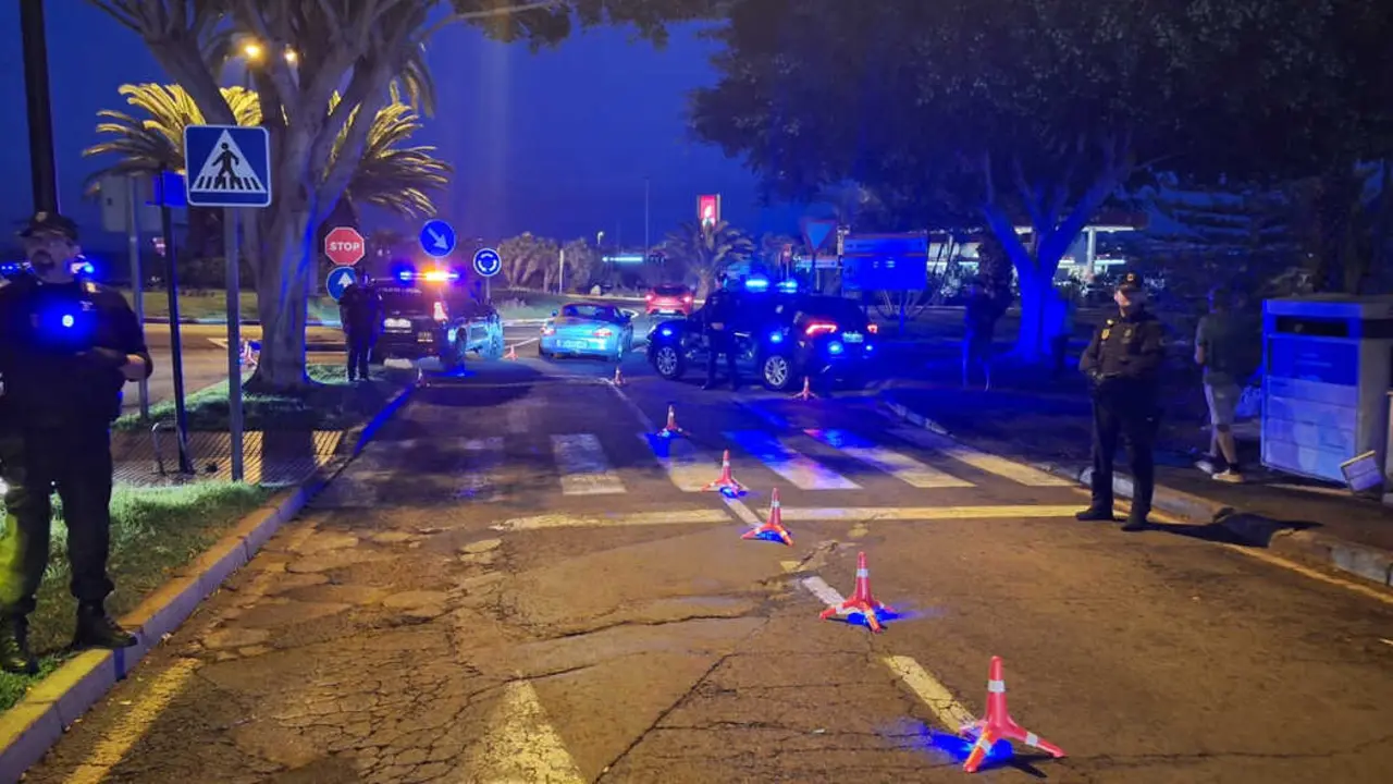ARONA POLIC&Iacute;A LOCAL 4
