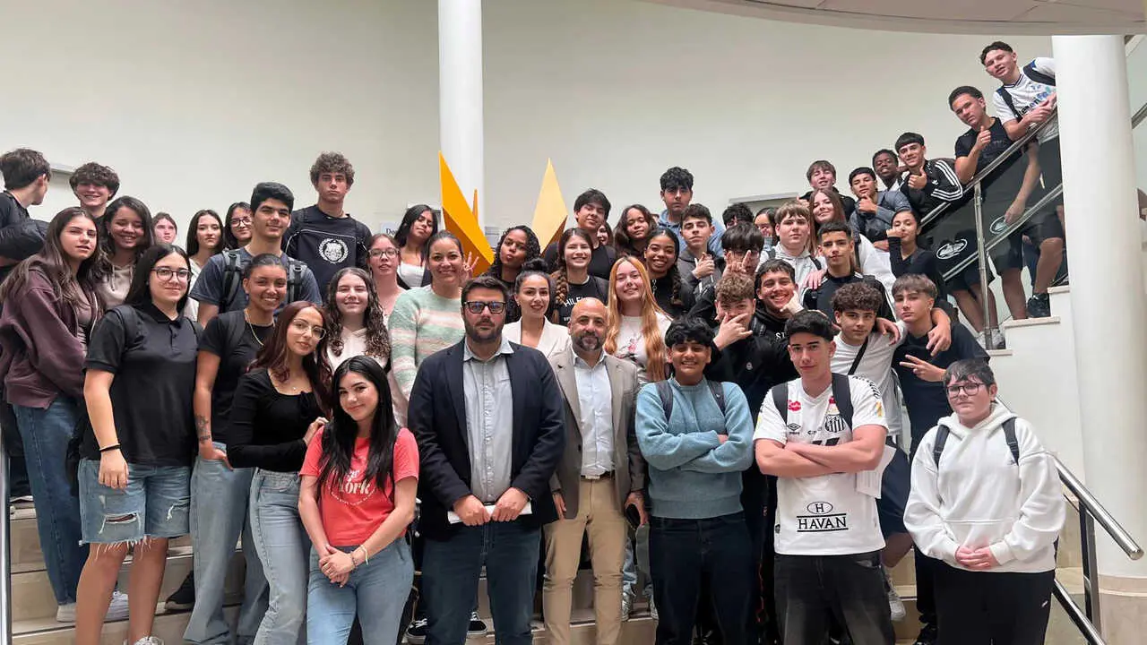 ARONA PLENOJUVENIL