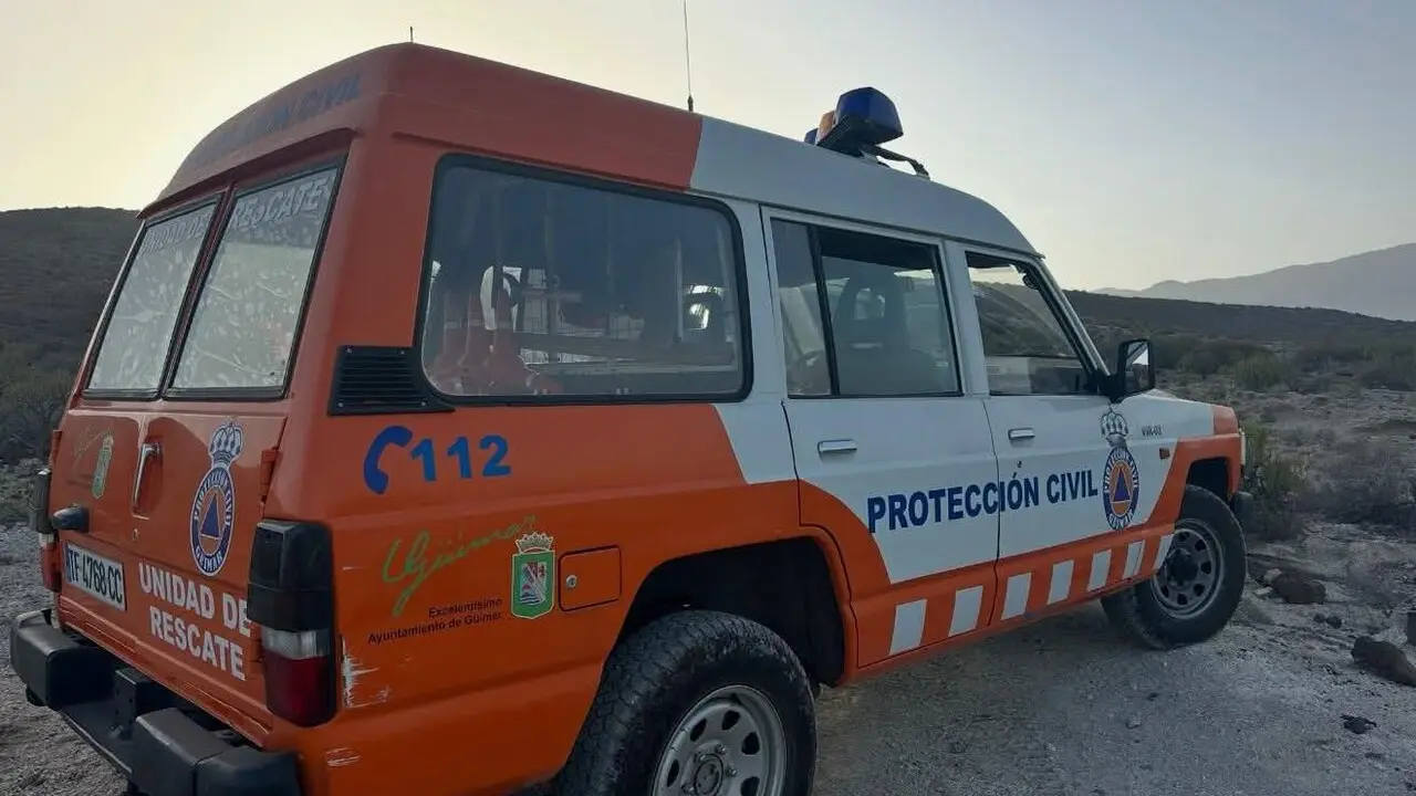 El veh&iacute;culo que Protecci&oacute;n Civil ha denunciado como robado en G&uuml;&iacute;mar.