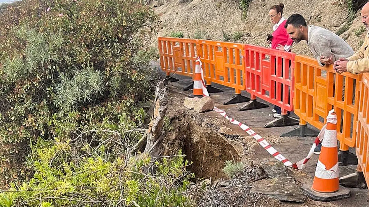 Arico Obra carretera median&iacute;as Primera Teniente(1)