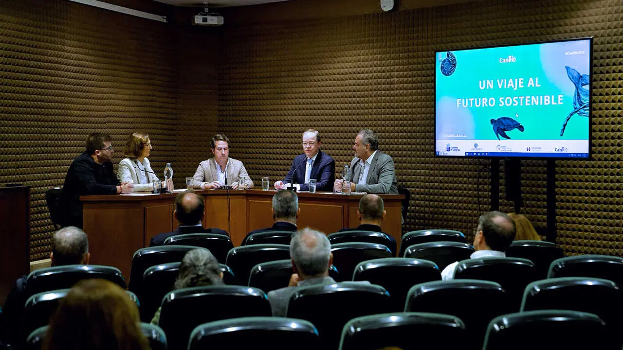 Transici&oacute;n Ecol&oacute;gica, Loro Parque Fundaci&oacute;n y universidades p&uacute;blicas presentan los resultados de una de las mayores investigaciones sobre cambio clim&aacute;tico de las islas