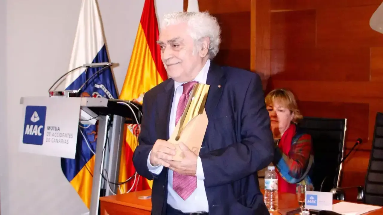 Pardellas, distinguido en 1019 por la APT con el premio Patricio Est&eacute;banez