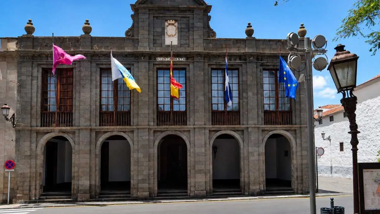 Fachada del Ayuntamiento de La Laguna