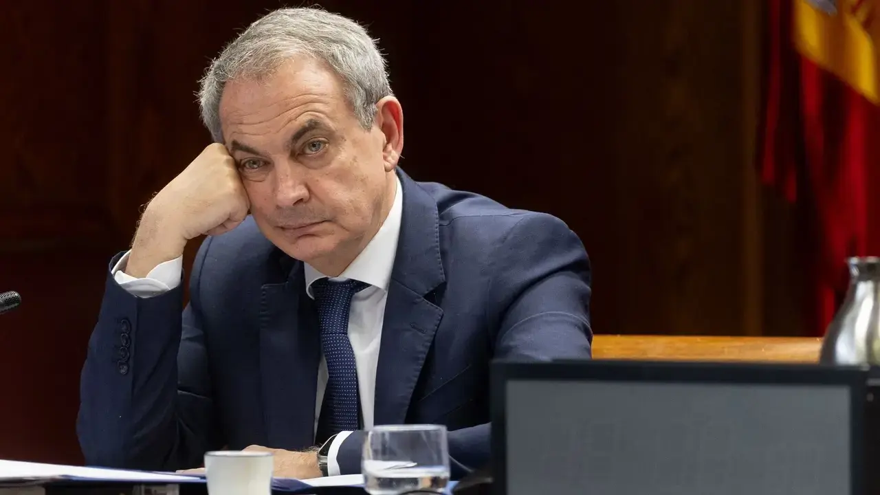 Jos&eacute; Luis Rodr&iacute;guez Zapatero desminti&oacute; en el Senado que tuviera nada que ver con el rescate a Plus Ultra.