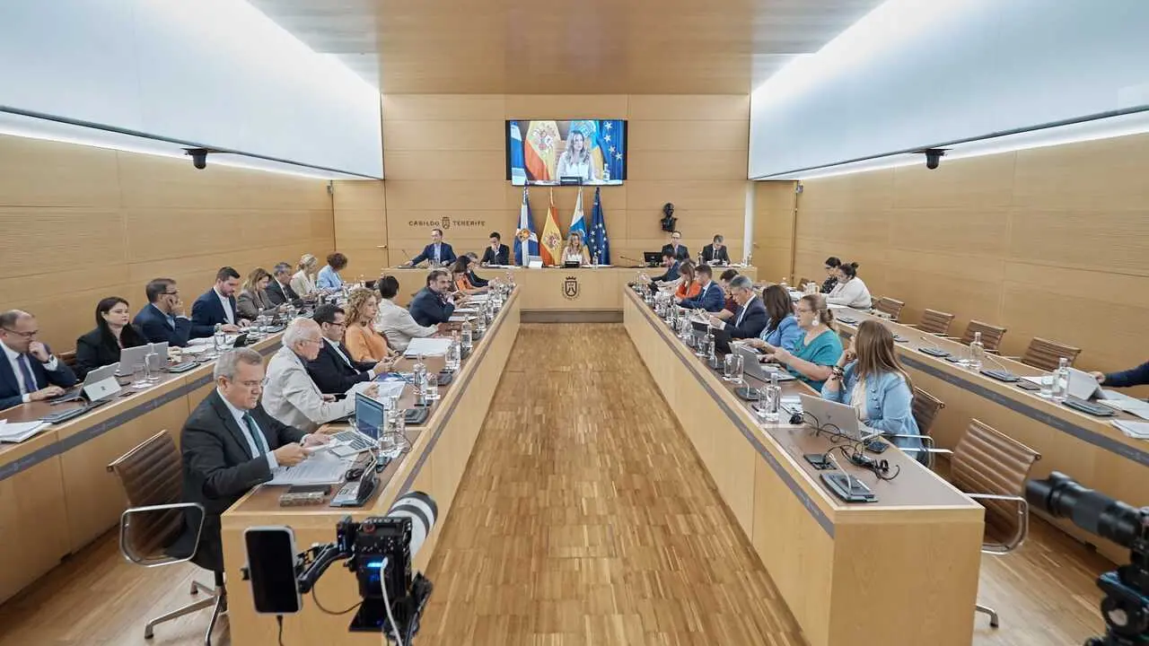 Pleno sobre el Debate de la Isla