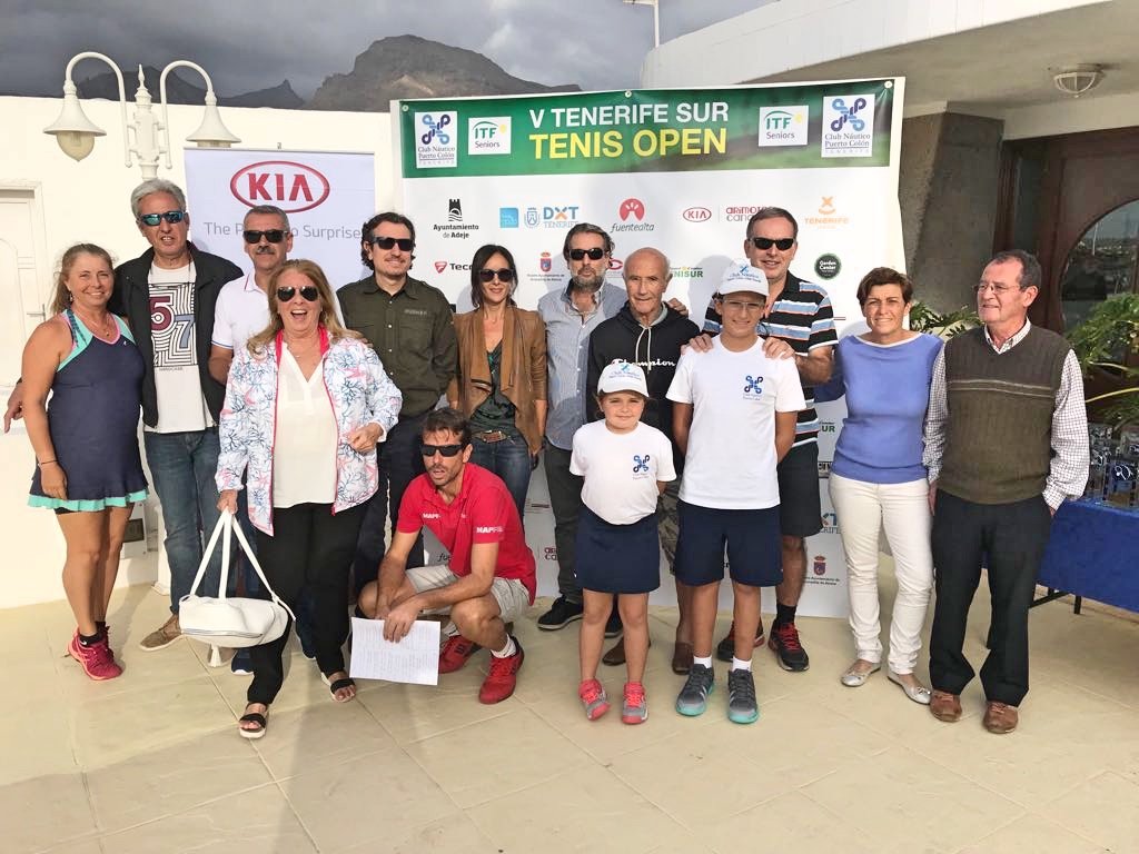 TENIS-PUERTO-COLON-IMG-20171217-WA0097_Fotor