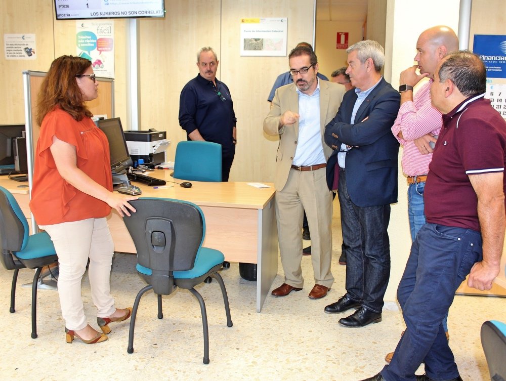 Visita al consorcio Candelaria Aurelio Abreu (18)_Fotor