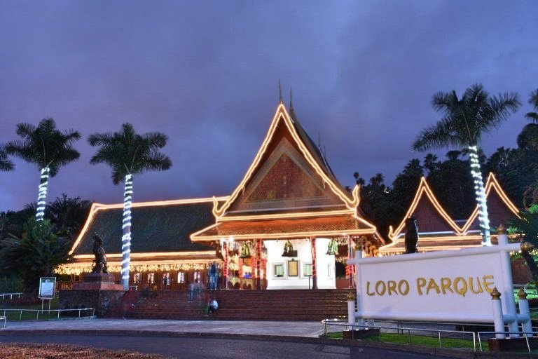 La Compañía Loro Parque apaga las luces durante ‘La Hora del Planeta’_Fotor
