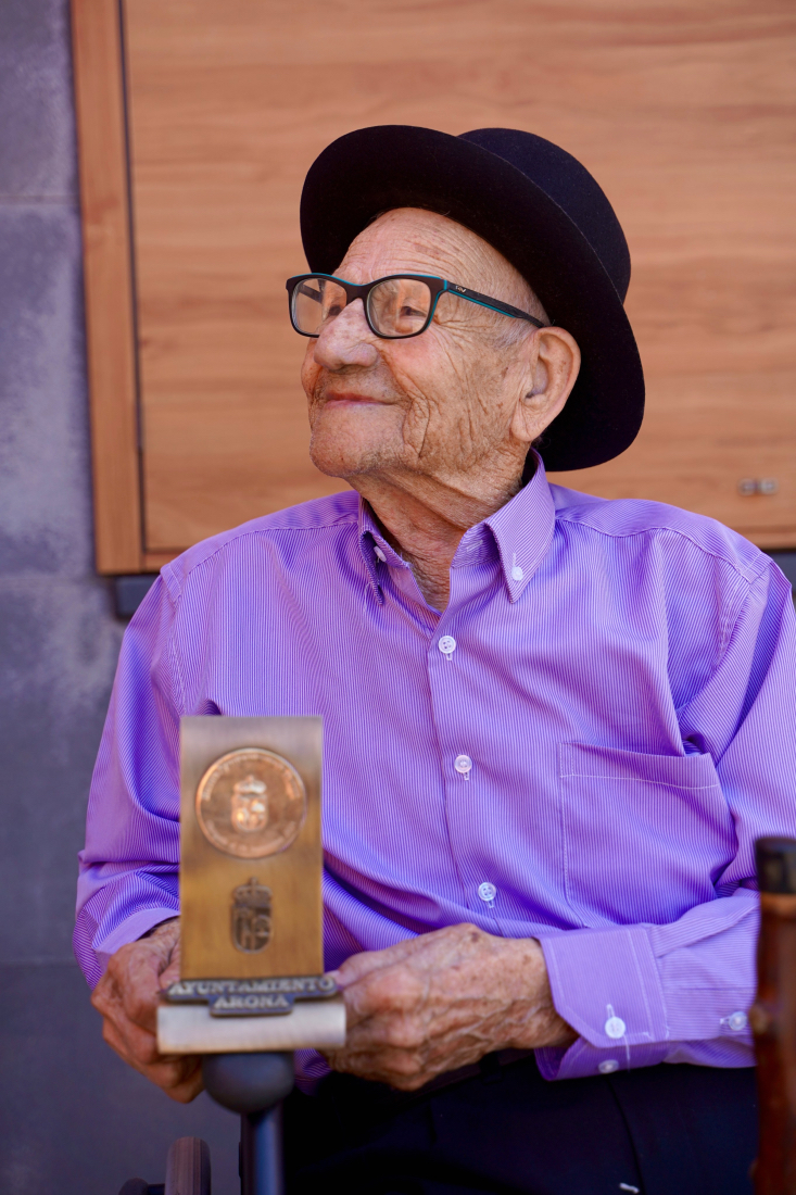Arona Medalla Oro don Eduardo Oramas Alayón