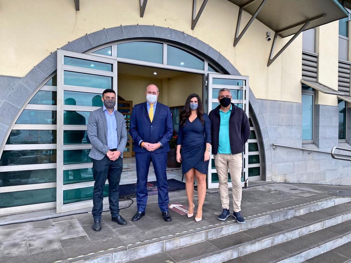 Marta Plasencia junto a Enrique Arriaga, Ubay Cañas y Pedro Pérez