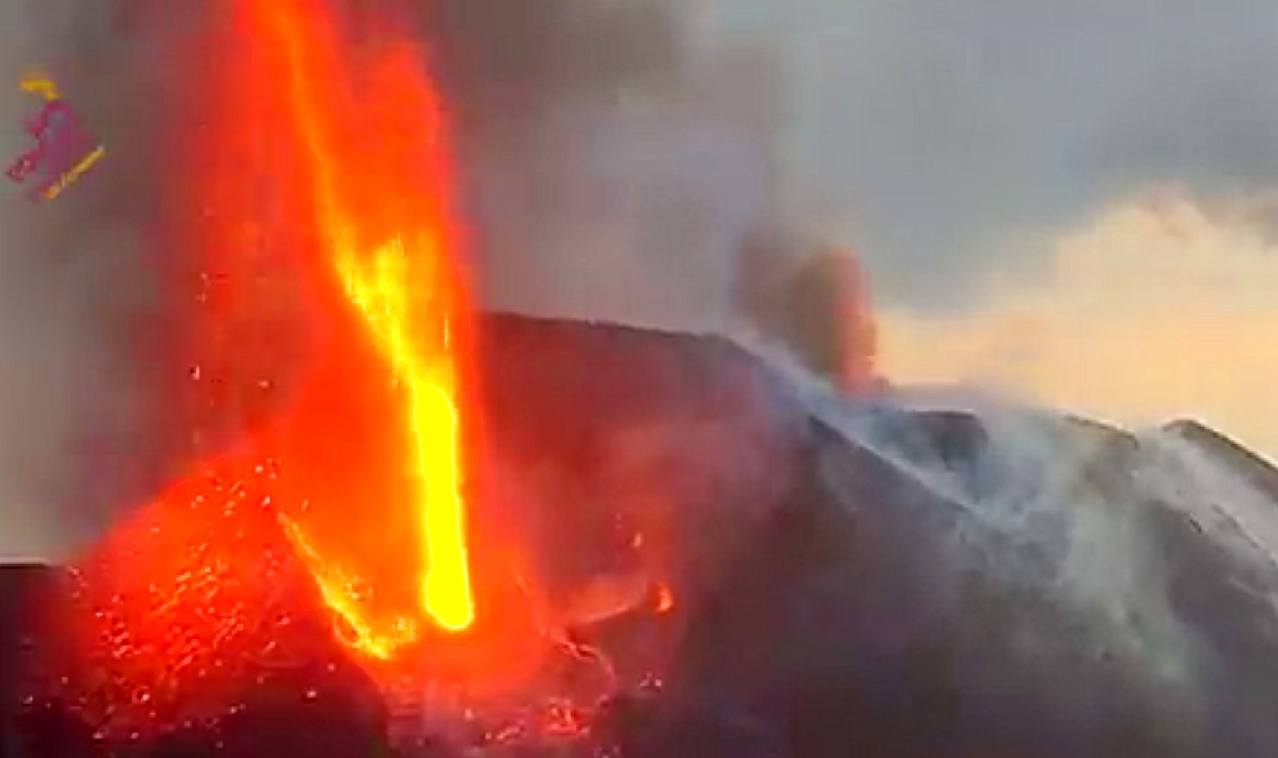 Volcán La Palma 2021-12-01 a las 18