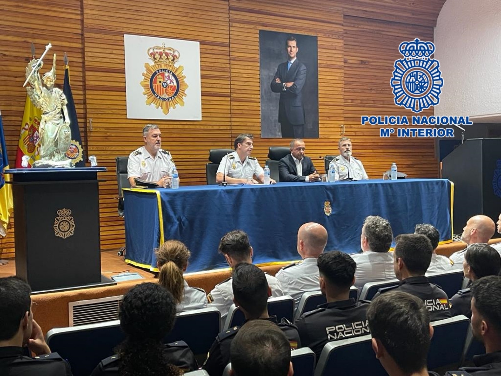 Nuevos policías 9-WA0017(1)