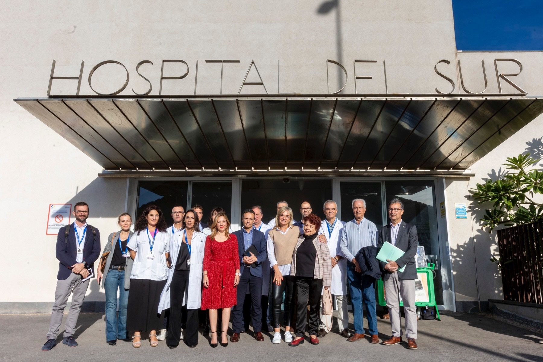 Visita al Hospital del Sur Foto de familia-8(1)